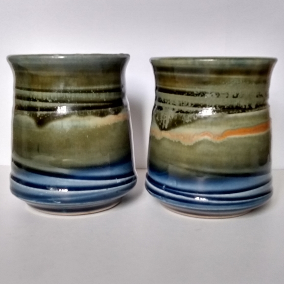 Ceramic Connie Pike Mugs Set of 2 - Picture 3 of 11